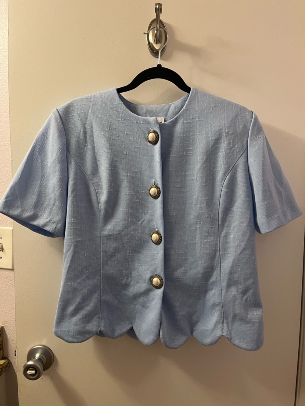 Good Times Classic Light Blue Short-Sleeve Scallop Button Top•PTP 21/L 23